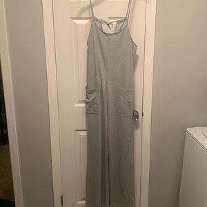 Super cute jumpsuit Size L. Excellent condition